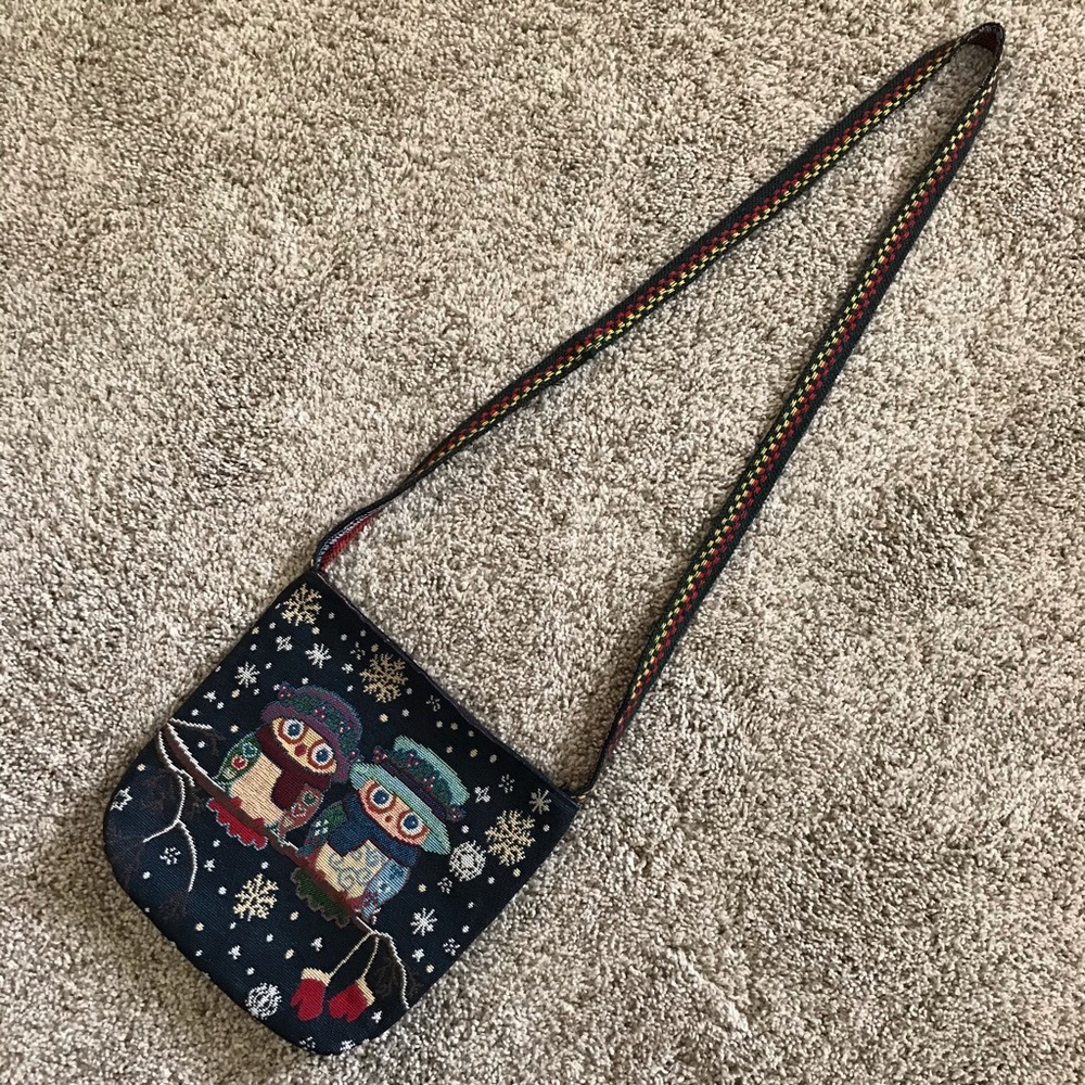 NWT Woven Cross-Body Bag w/Owls in Hats & Snow - Picture 2 of 9